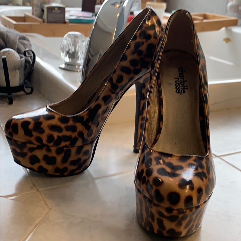 CHARLOTTE RUSSE leopard shoes